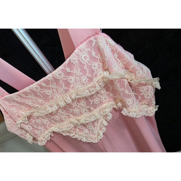 Vintage 1970s Pink Rayon w/ Lace Nightgown & Bed Jacket Set Vintage Sleepwear - Picture 5 of 10